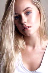 Ashley de Lange profile picture