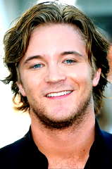 Michael Welch profile picture