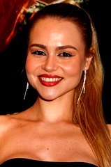 Karolina Ugrenyuk profile picture