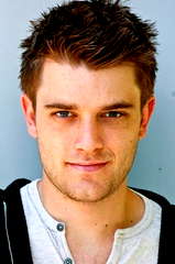 Chase Williamson profile picture