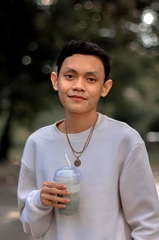 Esnyr Ranollo profile picture