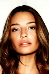 Julia Wieniawa profile picture