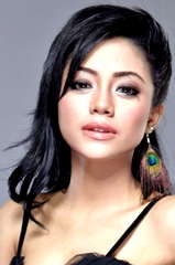 Farah Zubir profile picture