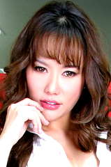 New Thanya profile picture