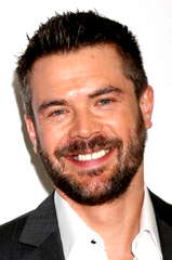 Charlie Weber profile picture
