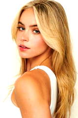 Alexa Blair Robertson profile picture