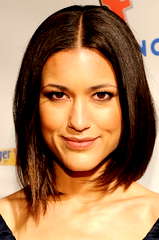 Julia Jones profile picture