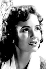 Teresa Wright profile picture