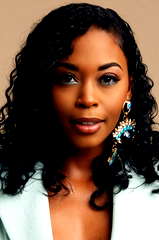 Nafessa Williams profile picture