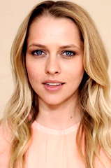 Teresa Palmer profile picture
