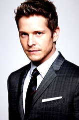 Matt Czuchry profile picture
