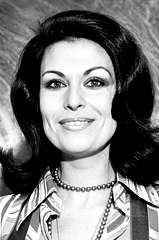 Elizabeth Teissier profile picture