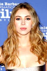 Hermione Corfield profile picture