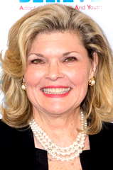 Debra Monk profile picture
