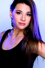Laura Azcurra profile picture