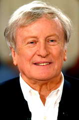 Claude Rich profile picture