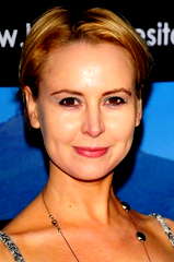Caroline Carver profile picture