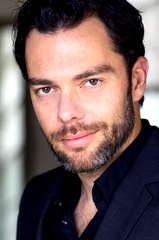 Adam Groves profile picture