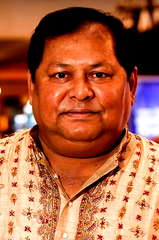 Kharaj Mukherjee profile picture