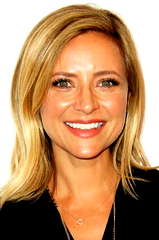 Christine Lakin profile picture