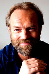 Hugo Weaving