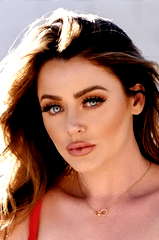 Sophie Dee profile picture