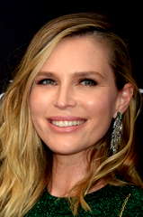 Sara Foster profile picture
