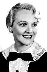 Minna Gombell profile picture