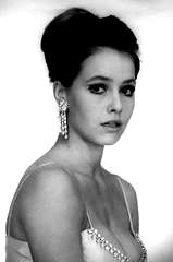 Eva Renzi profile picture