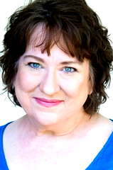 Holli Saperstein profile picture