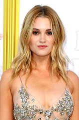 Virginia Gardner profile picture