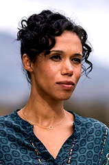 Vinette Robinson profile picture