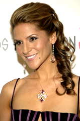 Amanda Byram profile picture