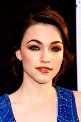 Violett Beane profile picture