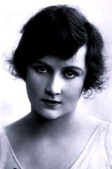 Fay Compton profile picture