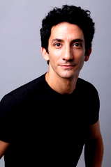 Juan Minujín profile picture