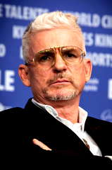 Heinz Strunk profile picture