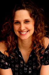Paula Possani profile picture