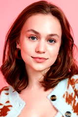 Ella Ballentine profile picture