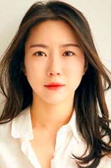 Lee Si-young profile picture