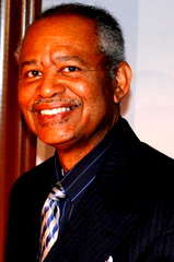 Harold Evans profile picture