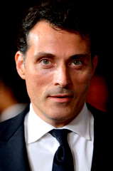 Rufus Sewell profile picture