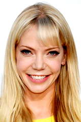 Riki Lindhome profile picture