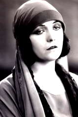 Pola Negri profile picture