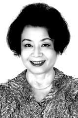 Moeko Ezawa
