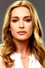 Piper Perabo profile picture