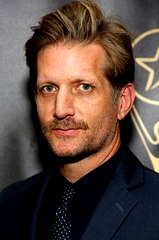 Paul Sparks profile picture