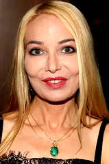 Lorielle New profile picture