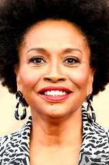 Jenifer Lewis