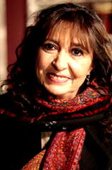 Chelo Vivares profile picture